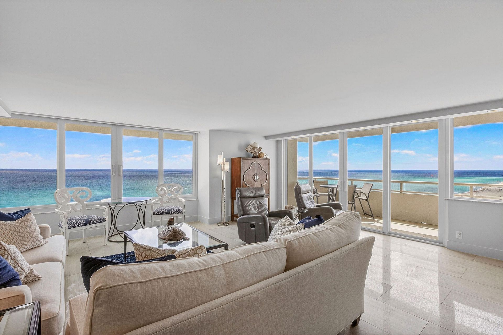 545 S Fort Lauderdale Beach Boulevard, Unit 1702, Fort Lauderdale, FL 33316 Photo