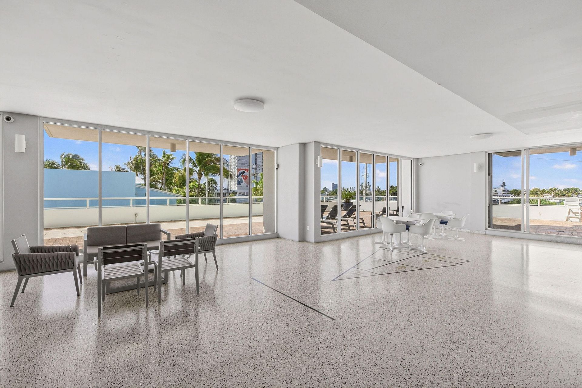 545 S Fort Lauderdale Beach Boulevard, Unit 1702, Fort Lauderdale, FL 33316 Photo