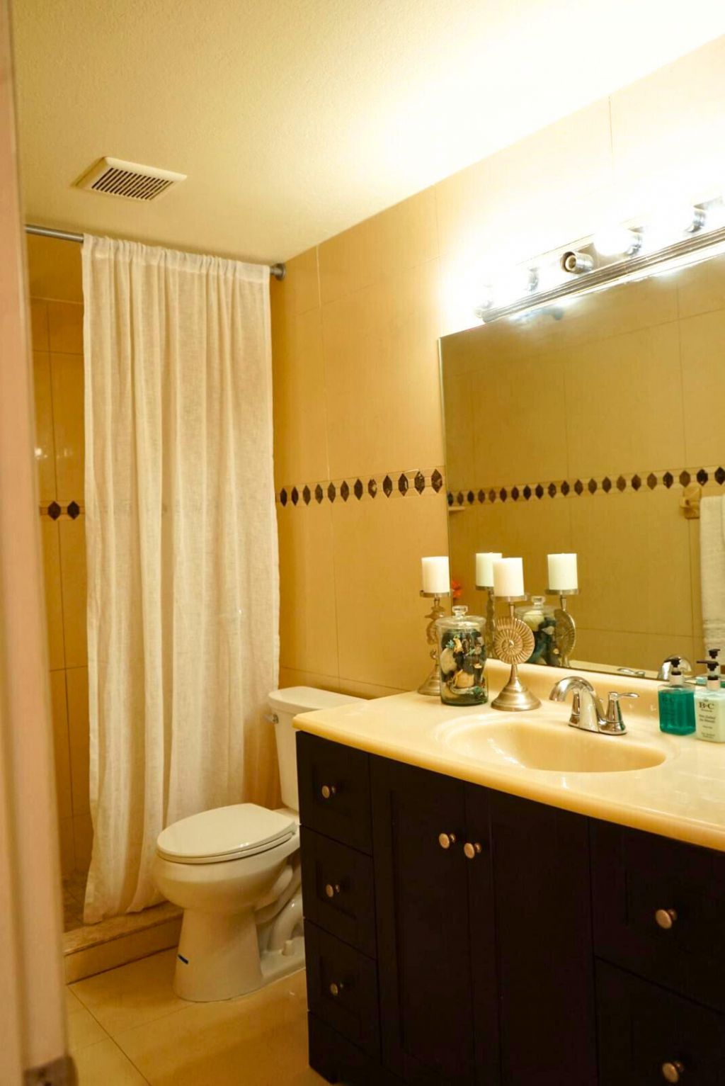 2050 Oleander Boulevard, Unit 11, Fort Pierce, FL 34950 Photo