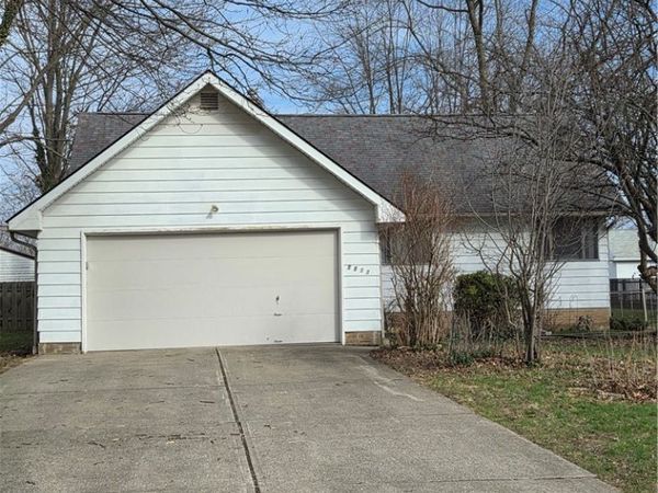 5933 Decker Road , North Olmsted, OH 44070