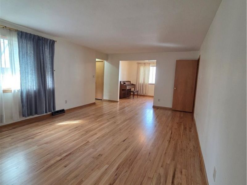 5933 Decker Road, North Olmsted, OH 44070 Photo 11