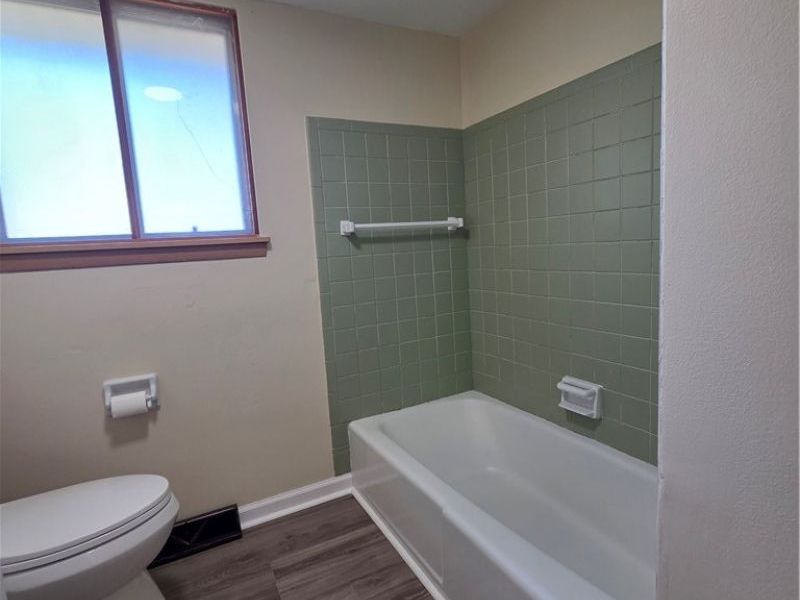 5933 Decker Road, North Olmsted, OH 44070 Photo 18