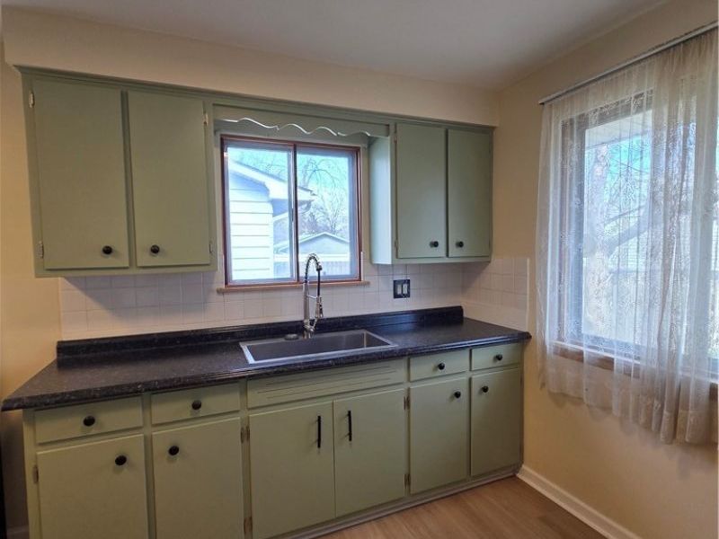 5933 Decker Road, North Olmsted, OH 44070 Photo 6