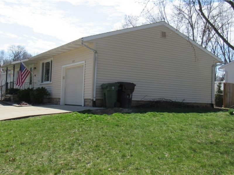 389 Riverview Street, Canal Fulton, OH 44614 Photo 4