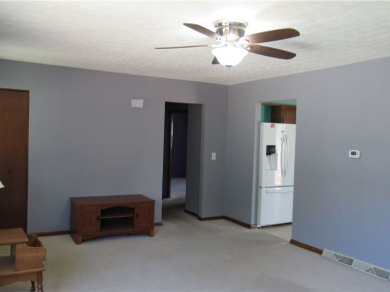 389 Riverview Street, Canal Fulton, OH 44614 Photo 9