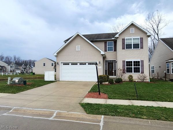 3784 Firethorn Drive , Aurora, OH 44202