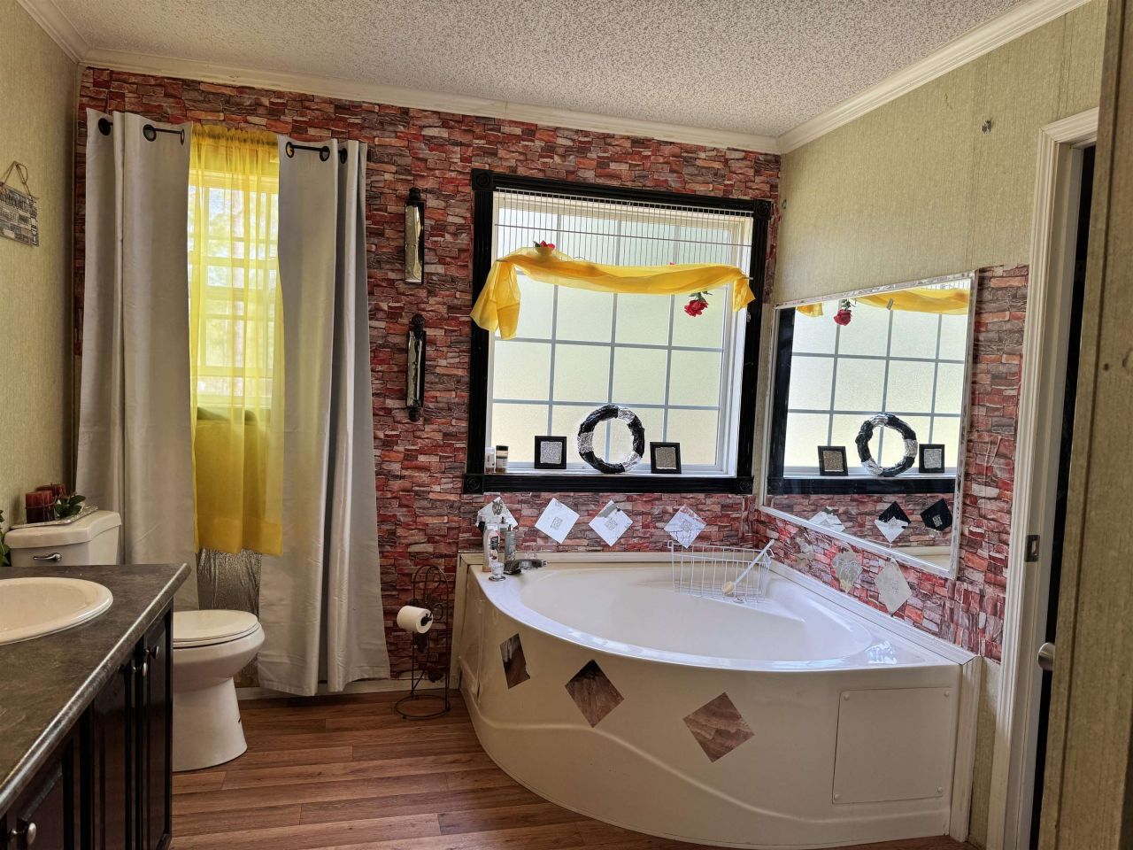 162 Fitzsimmons Street , Chattahoochee, FL 32324 Photo