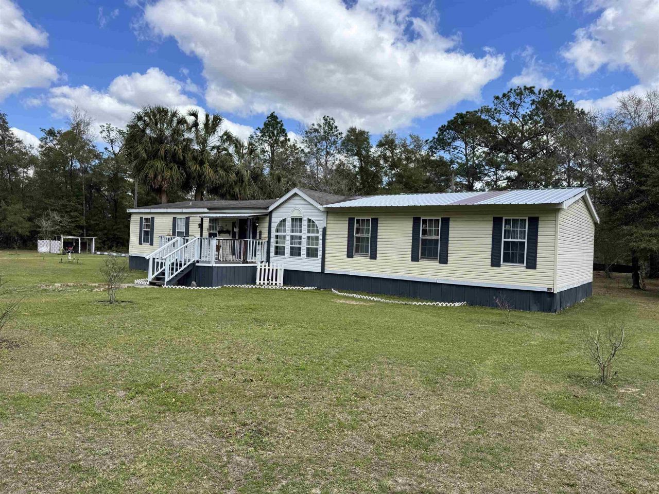 162 Fitzsimmons Street , Chattahoochee, FL 32324 Photo