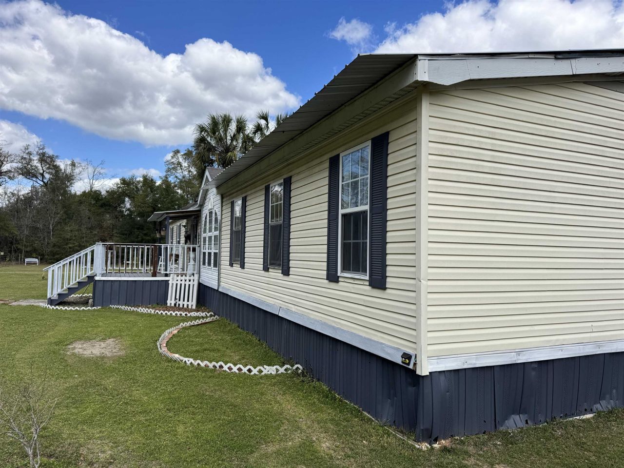 162 Fitzsimmons Street , Chattahoochee, FL 32324 Photo