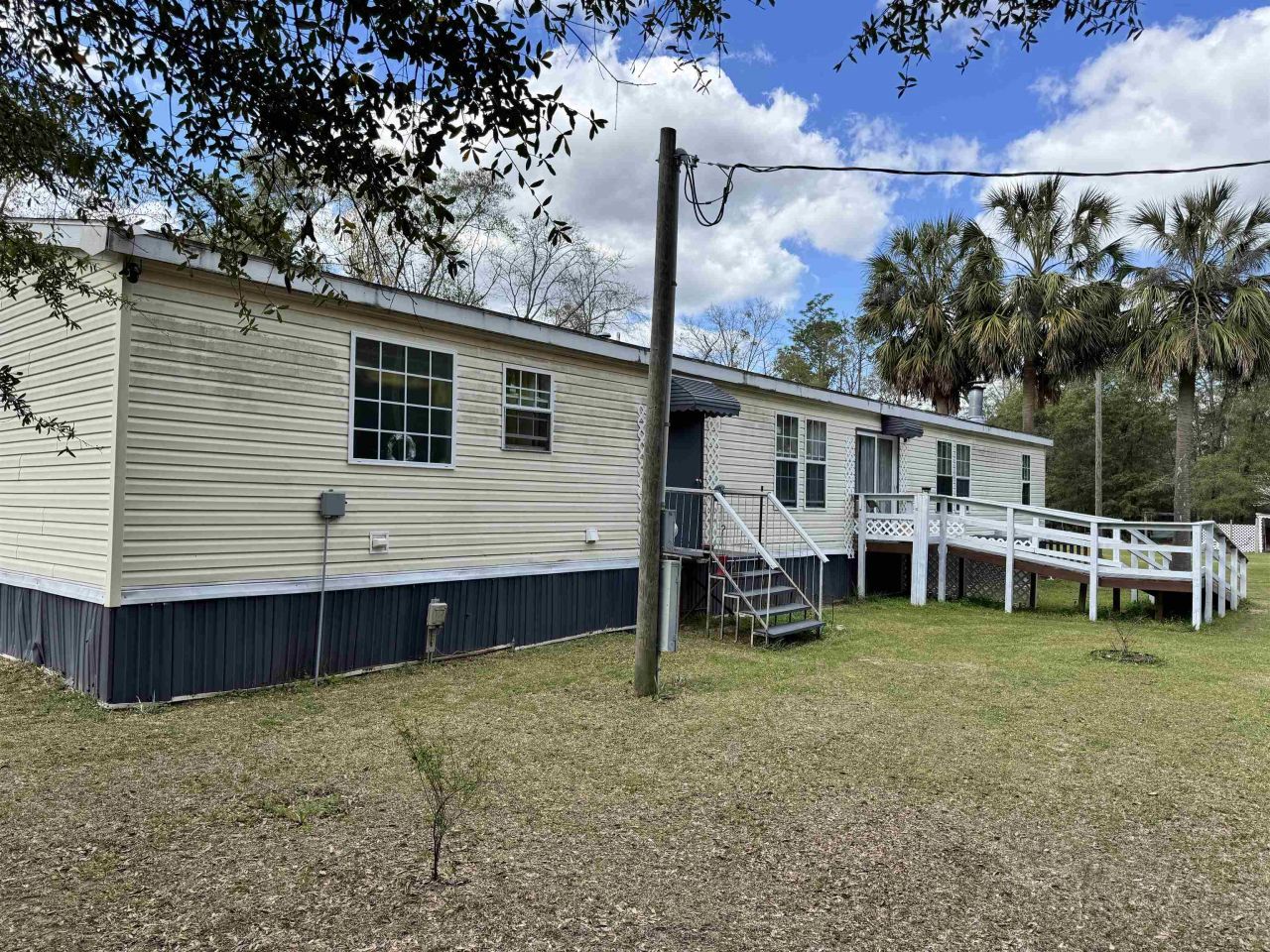 162 Fitzsimmons Street , Chattahoochee, FL 32324 Photo