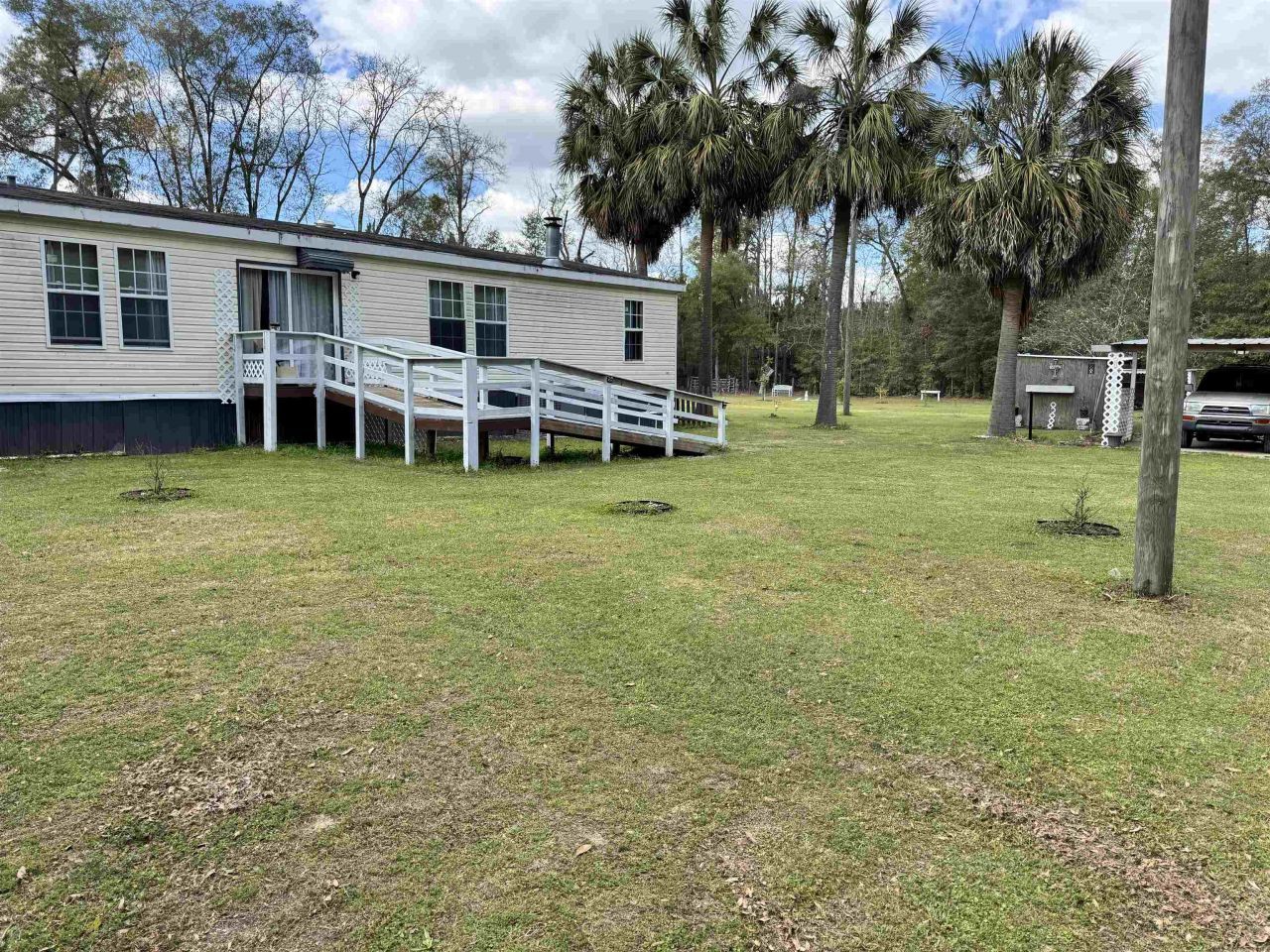 162 Fitzsimmons Street , Chattahoochee, FL 32324 Photo