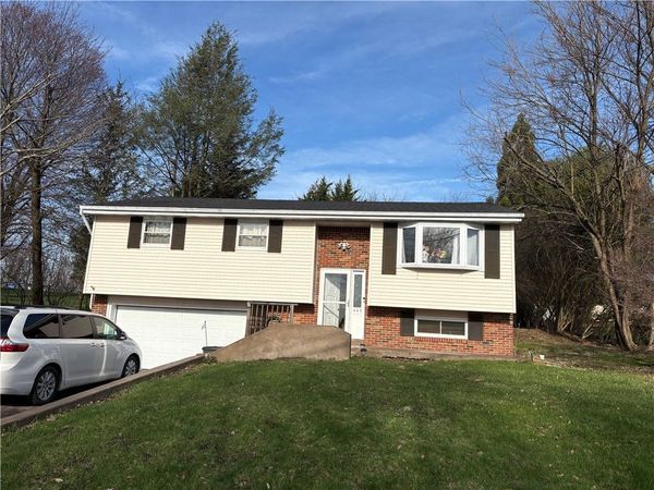 445 Westland Dr, Greensburg, PA 15601