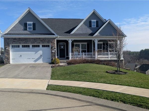 170 High Pointe , Washington, PA 15301