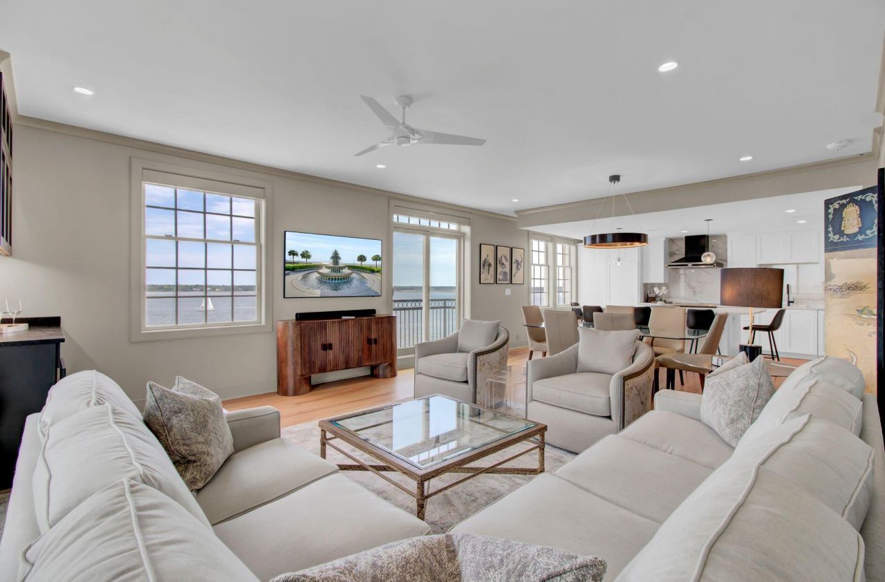 1 King Street Photo 27