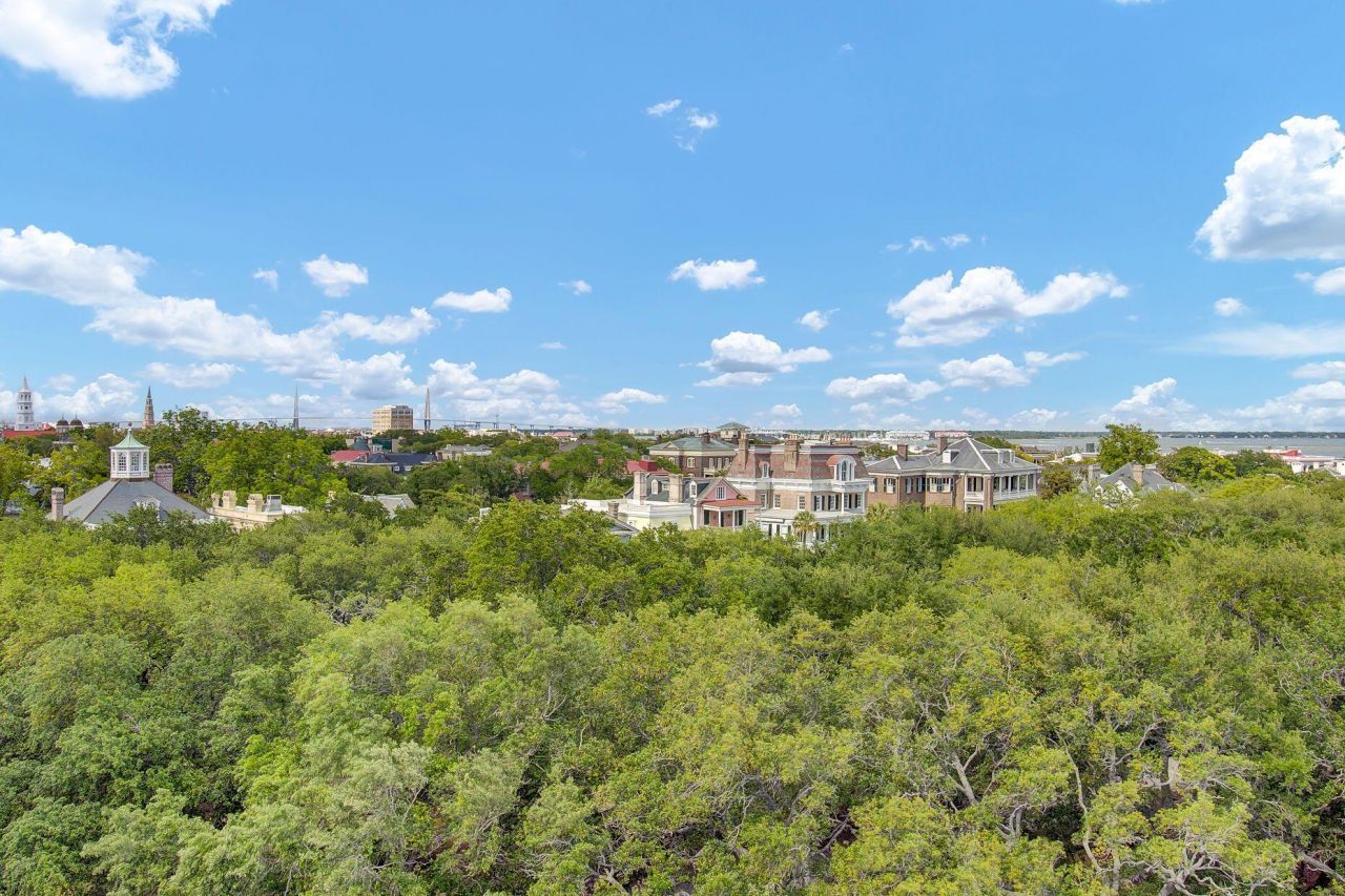 1 King Street Photo 28