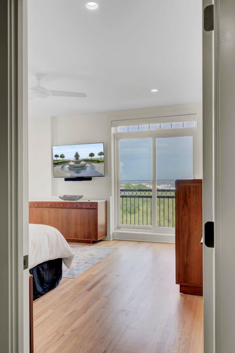 1 King Street Photo 29