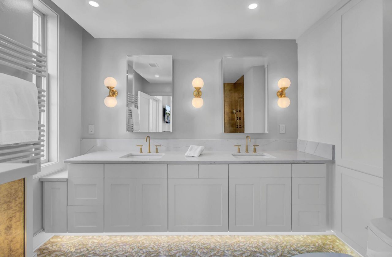 1 King Street Photo 36