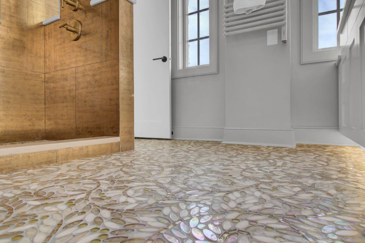 1 King Street Photo 38