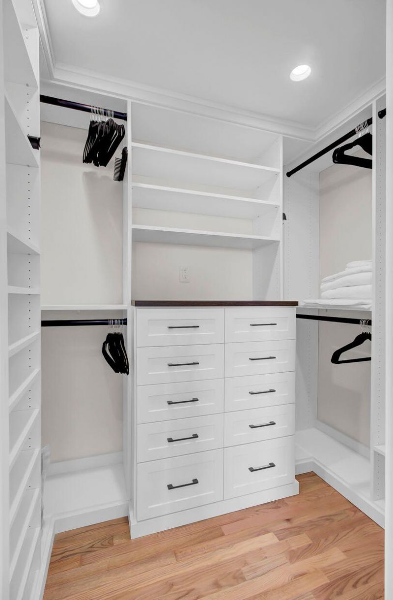 1 King Street Photo 40