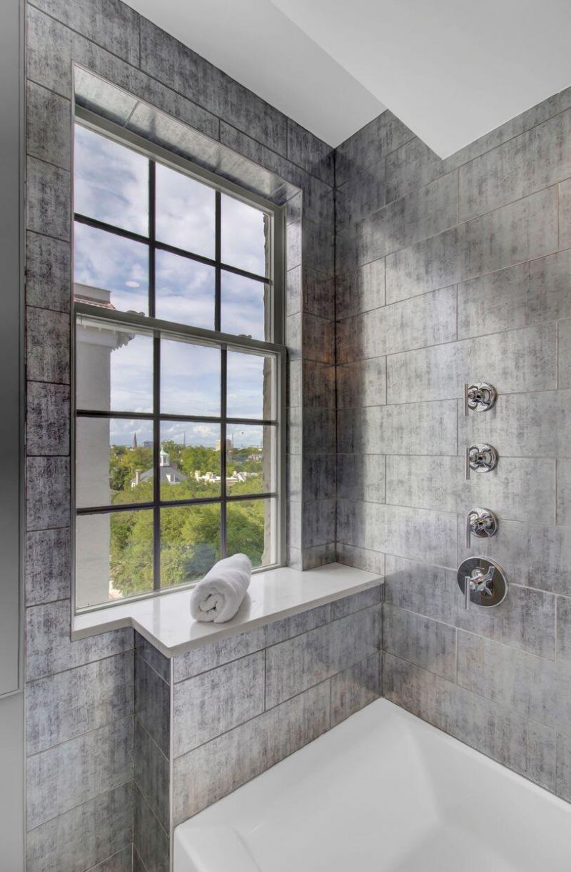 1 King Street Photo 48