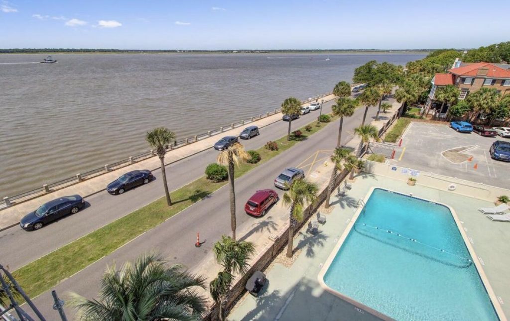 1 King Street Photo 55