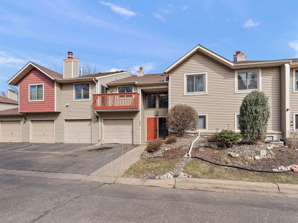 6097 Courtly Alcove, Unit F, Woodbury, MN 55125