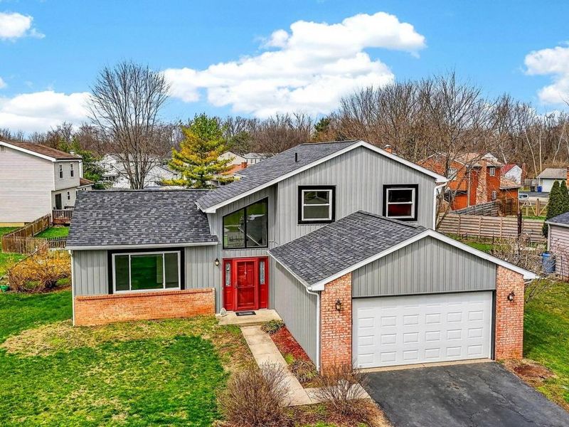 7082 Wind River Drive, Reynoldsburg, OH 43068 Photo 2