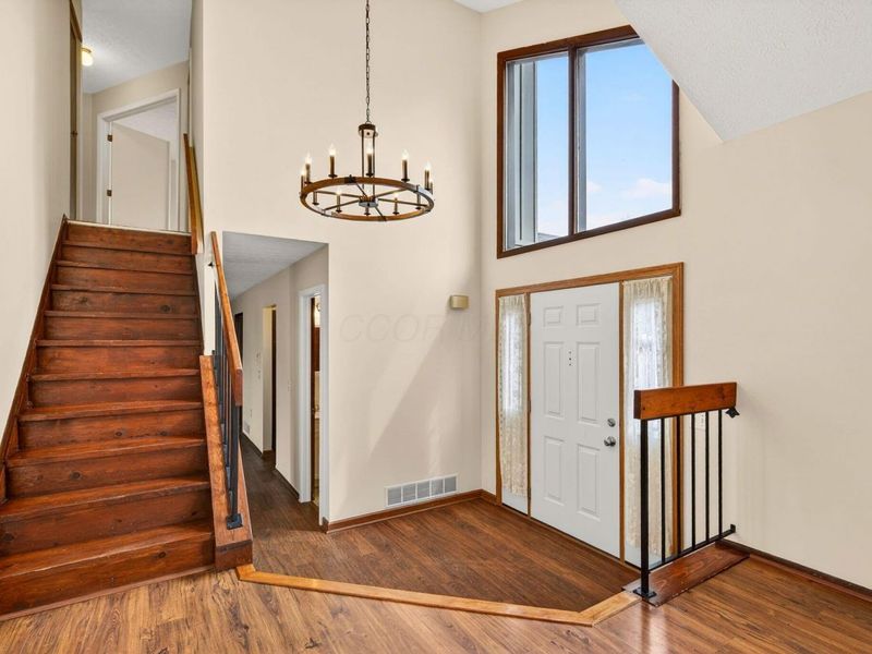 7082 Wind River Drive, Reynoldsburg, OH 43068 Photo 5