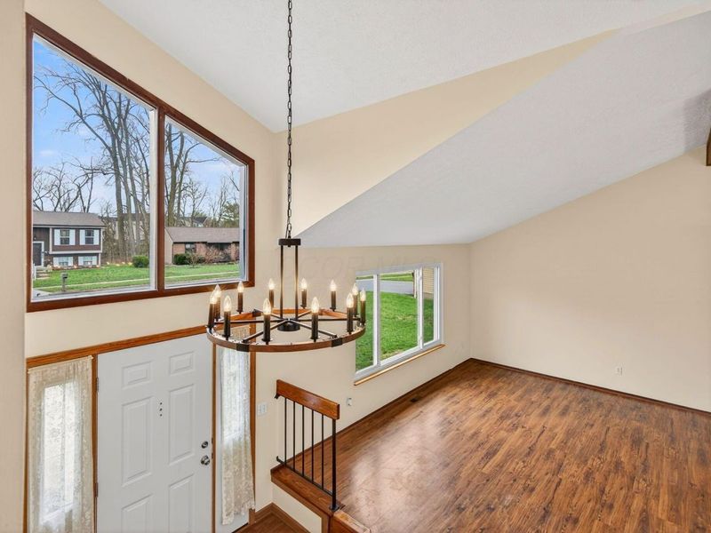 7082 Wind River Drive, Reynoldsburg, OH 43068 Photo 6