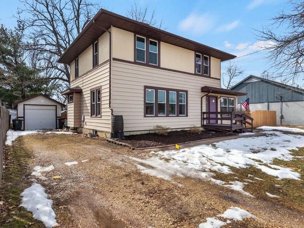 115 Maple AVENUE, Walworth, WI 53184