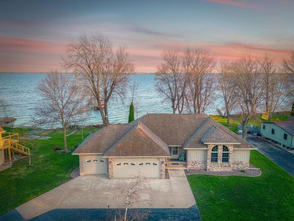 7728 County Road H, Fremont, WI 54940