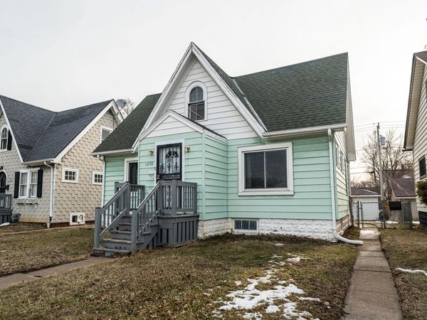 4858 N 26th STREET, Milwaukee, WI 53209