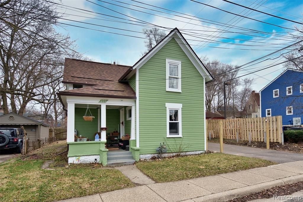 209 Arcade Street, Ypsilanti, MI 48197 Main Photo