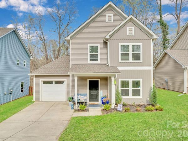 4301 Grove Street , Charlotte, NC 28269
