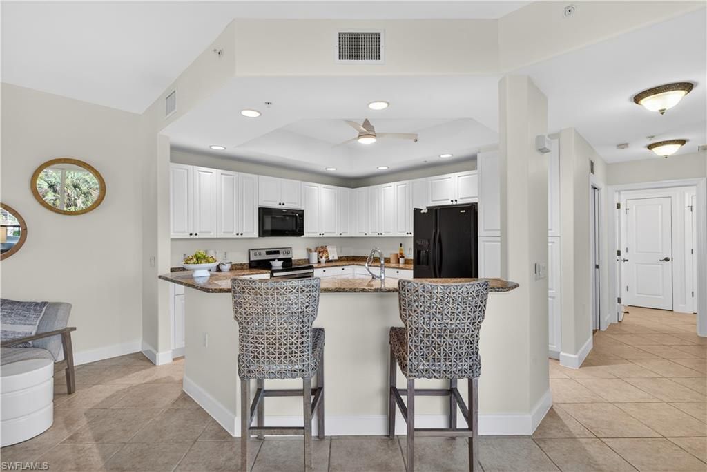 552 11th Ave S, Unit 4, Naples, FL 34102 Photo