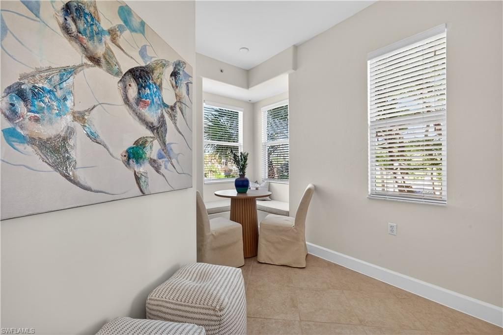 552 11th Ave S, Unit 4, Naples, FL 34102 Photo