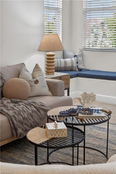 552 11th Ave S, Unit 4, Naples, FL 34102 Photo