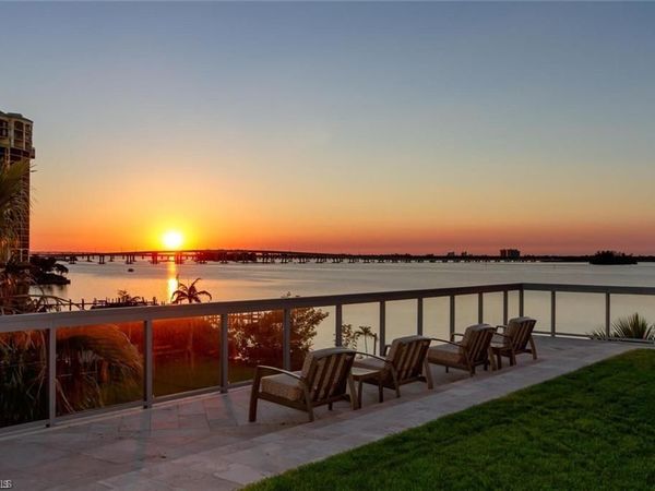 3000 Oasis Grand BLVD , Unit 2004, FORT MYERS, FL 33916