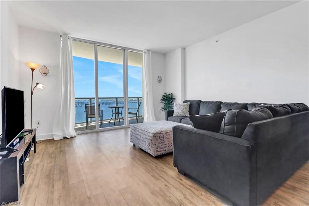 3000 Oasis Grand Blvd , Unit 2004, Fort Myers, FL 33916 Photo