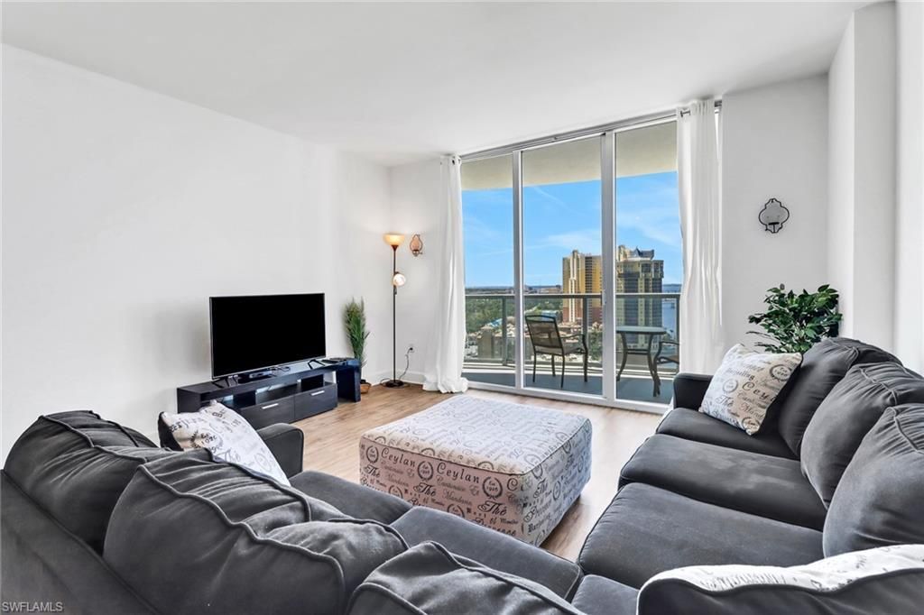 3000 Oasis Grand Blvd , Unit 2004, Fort Myers, FL 33916 Photo