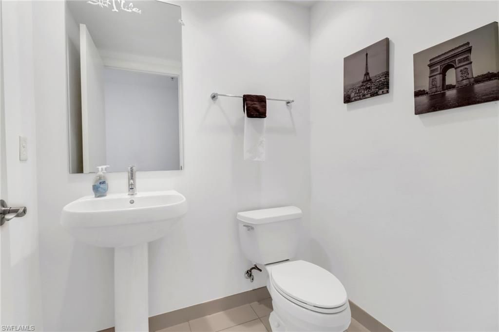 3000 Oasis Grand Blvd , Unit 2004, Fort Myers, FL 33916 Photo