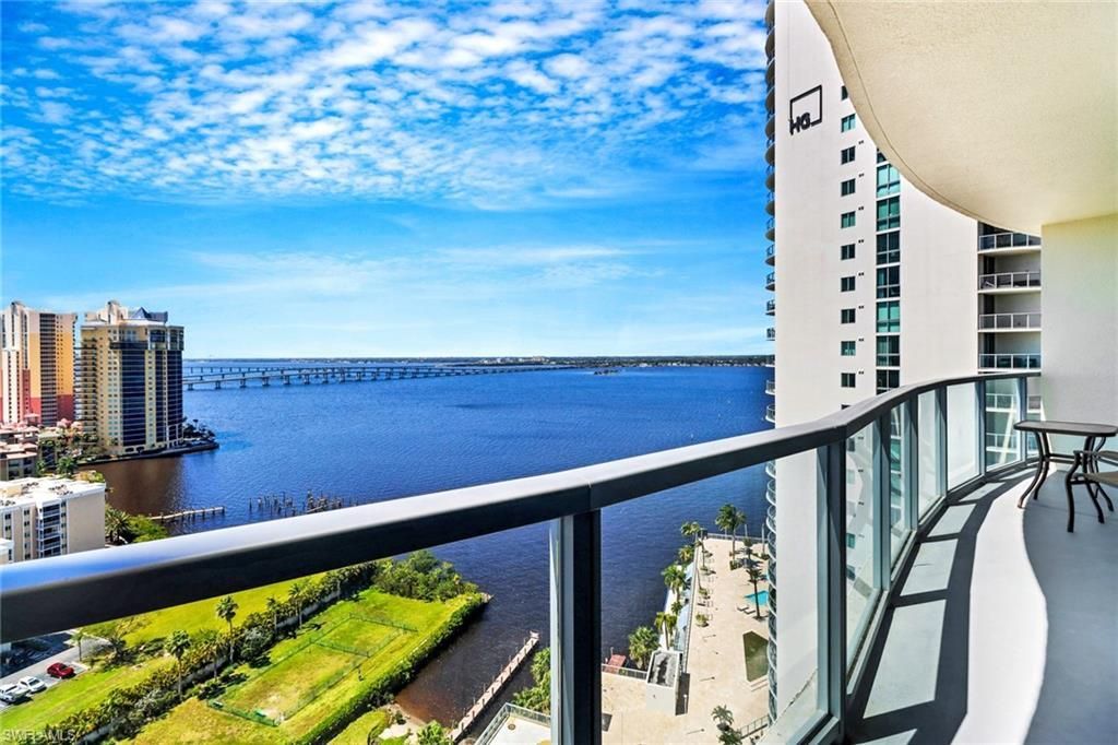 3000 Oasis Grand Blvd , Unit 2004, Fort Myers, FL 33916 Photo