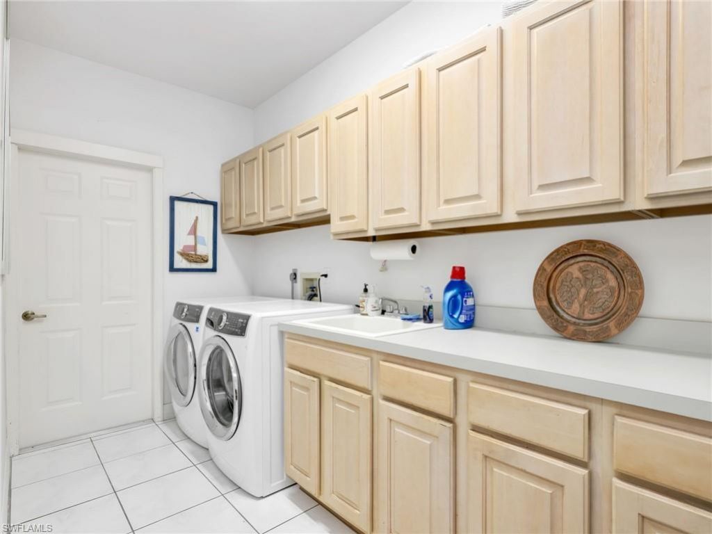 2031 Teagarden Ln, Naples, FL 34110 Photo