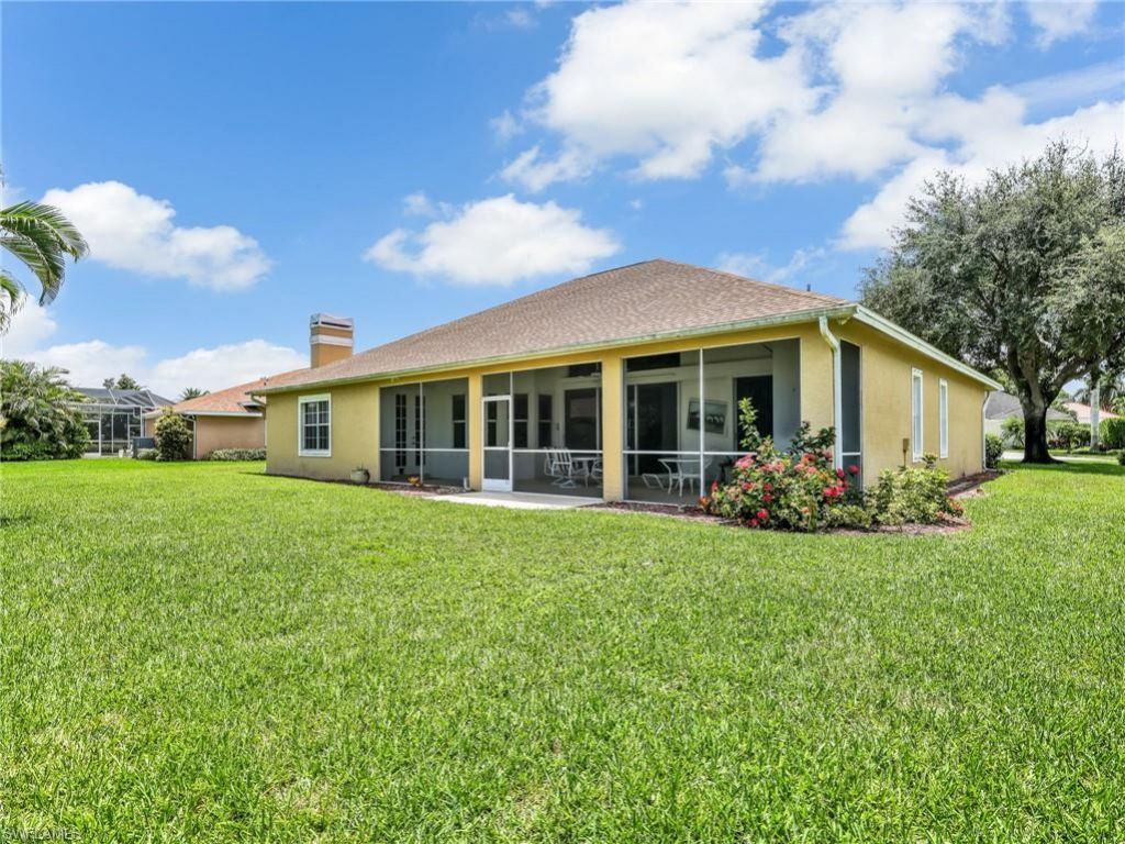 2031 Teagarden Ln, Naples, FL 34110 Photo