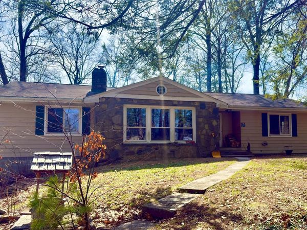 6 Pine Tree Lane , Hyde Park, NY 12538