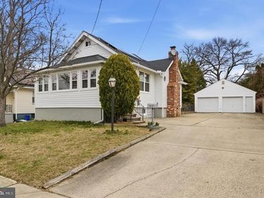 615 GREEN AVENUE, MOUNT EPHRAIM, NJ 08059