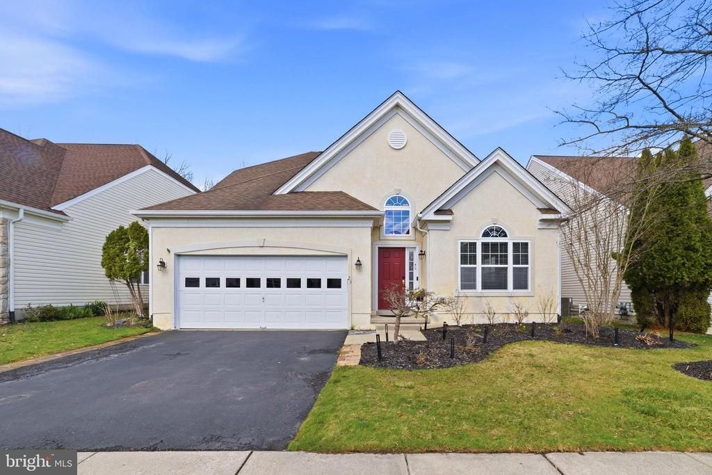 23 Lowell Drive, Marlton, NJ 08053 Main Photo