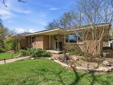 3055 Cliff Creek Drive, Dallas, TX 75233