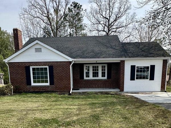 36 Shady Oaks Drive , Scottsville, KY 42164