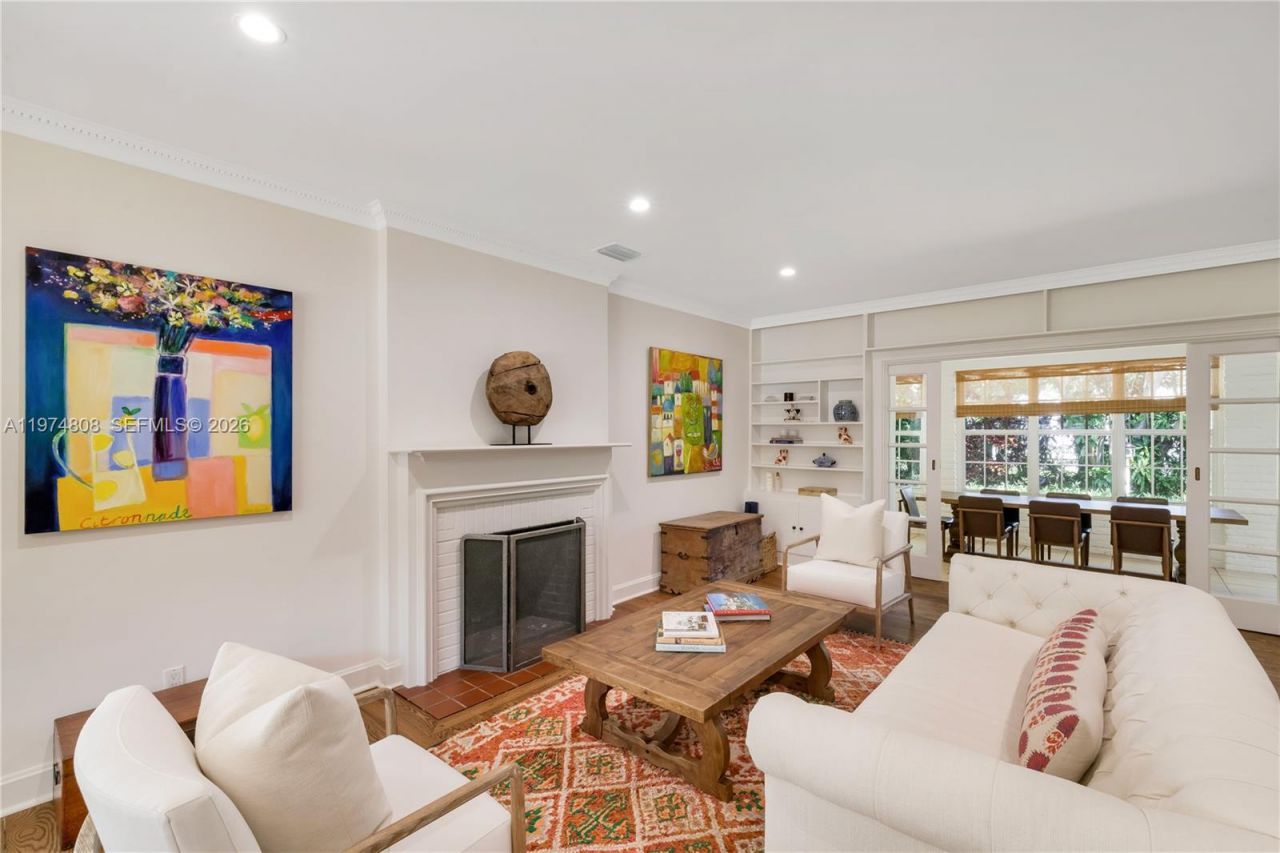 935 Escobar Ave, Coral Gables, FL 33134 Photo